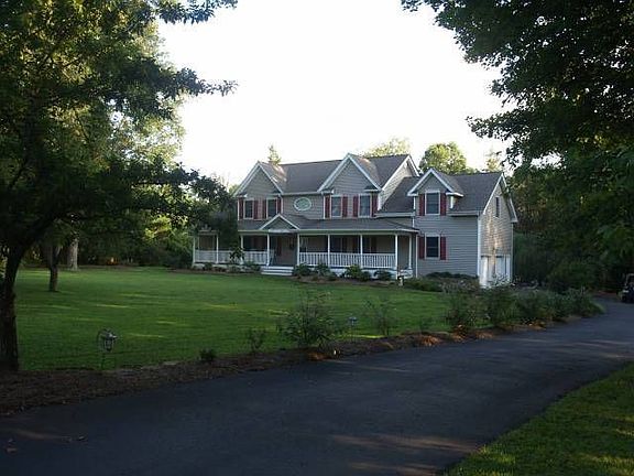 2nd image of 1924 Bartle Ln