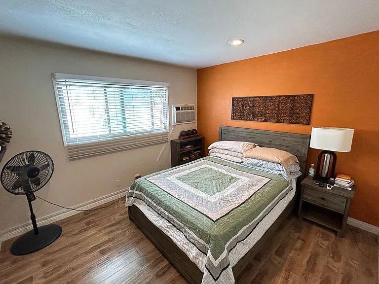 2201 E Standish Ave — Photo 15
