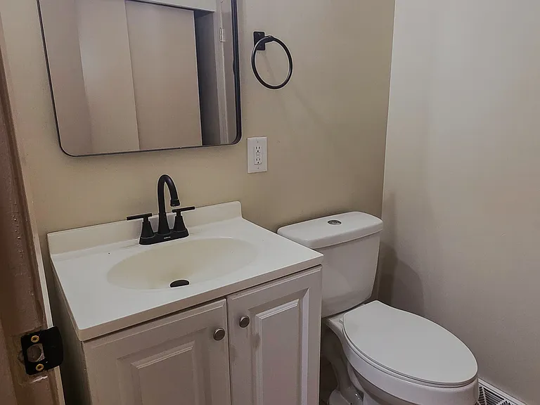 7332 W Quail Ln — Photo 9