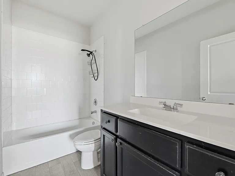 8520 Trickham Bnd — Photo 2