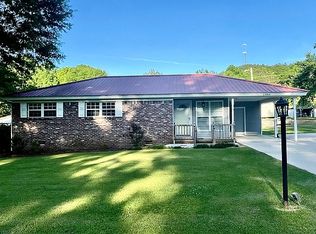 1466 Fairmont Rd, Sylacauga, AL 35150