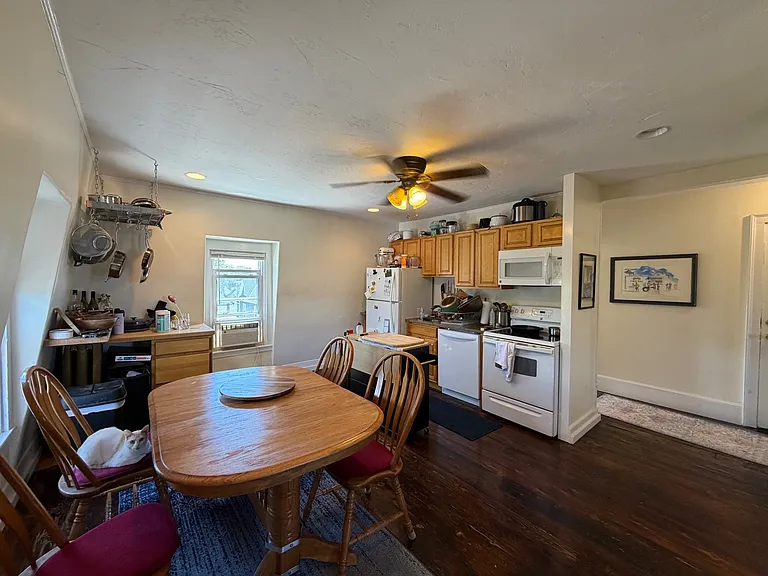 149 Highland Ave — Photo 5