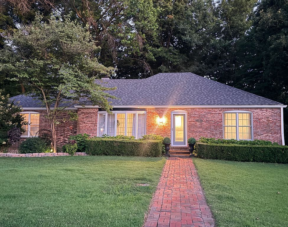 34 Fox Trail Dr - Property Image