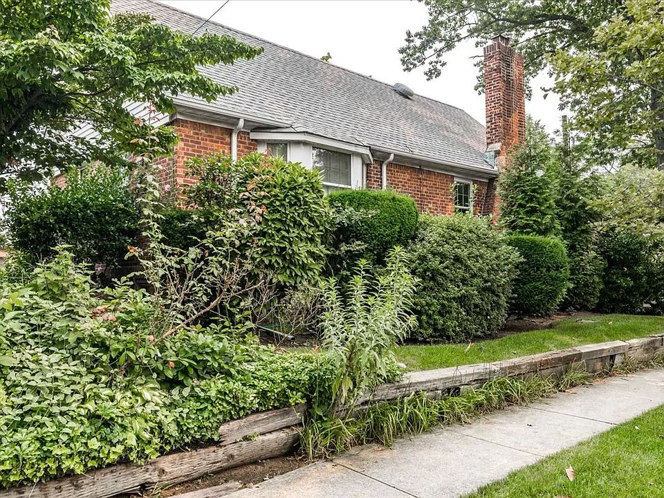 1st image of 162-57 14th Ave