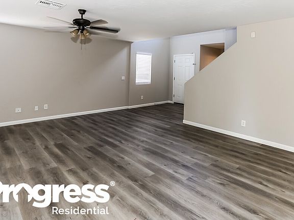 5th image of 10401 W Miami St