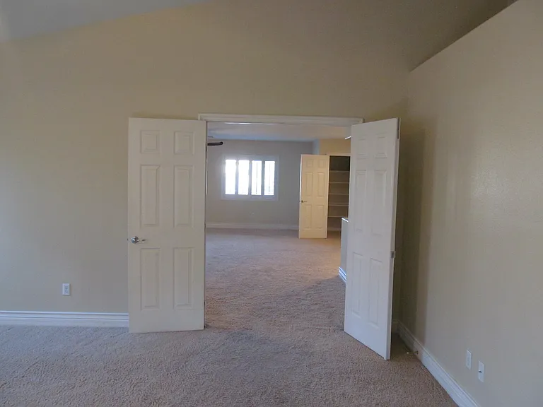 343 Center Green Dr — Photo 25