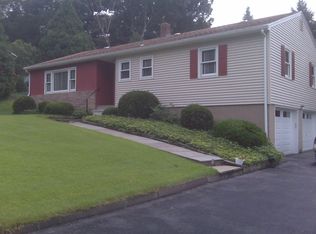 6 Carle Ter, Lake Katrine, NY 12449