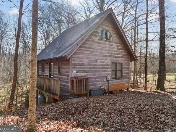284 Peaceful Waters Cir, Demorest, GA 30535