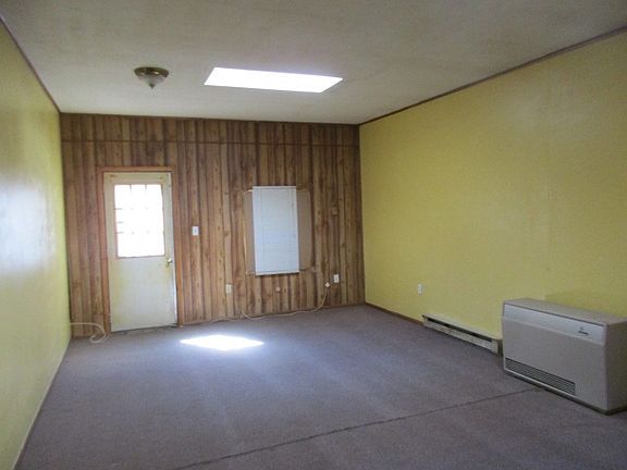 Additional Living Room
