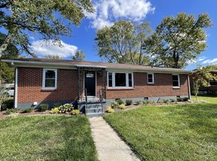 1201 S Polk St, Tullahoma, TN 37388