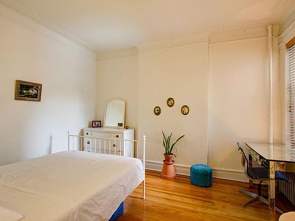 3rd image of 408 8th Ave APT 1A