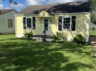 665 N Hillcrest Blvd, Decatur, IL 62522