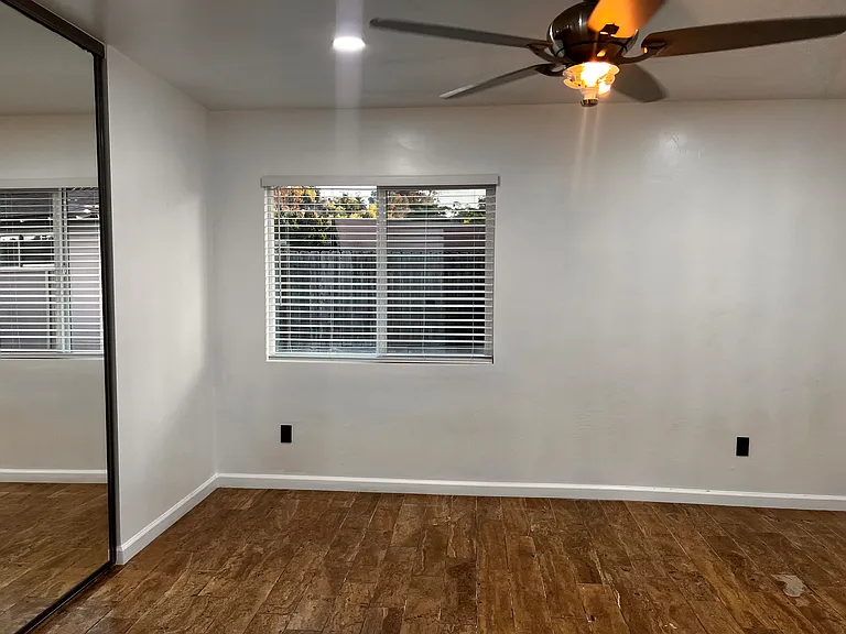 1146 Cloverleaf Dr — Photo 6