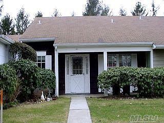 2nd image of 60 Hearthside Dr