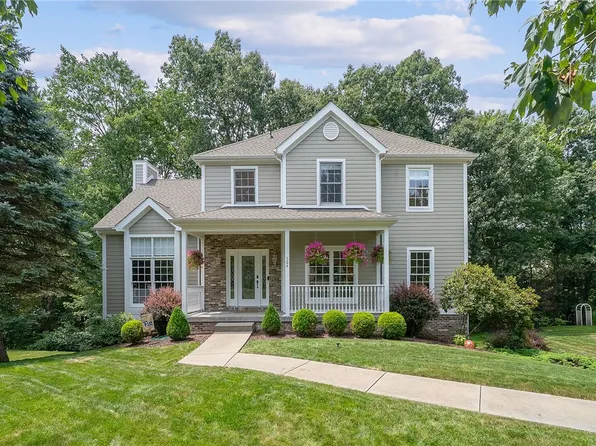 504 Day Star Ct, Cranberry Township, PA 16066