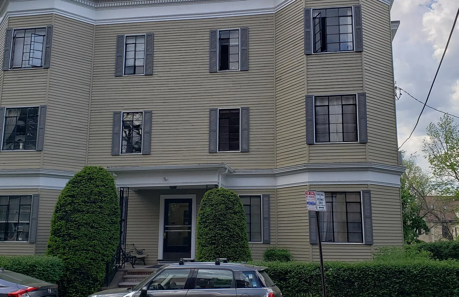 1 bed, 708 sqft, $3,200 — Photo 2