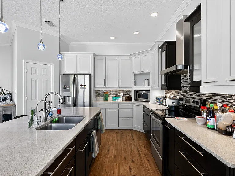 14402 Mandolin Dr — Photo 12