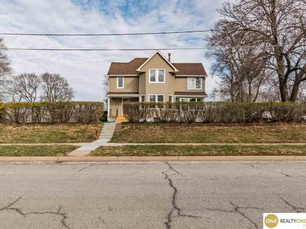 3440 Curtis Ave, Omaha, NE 68111