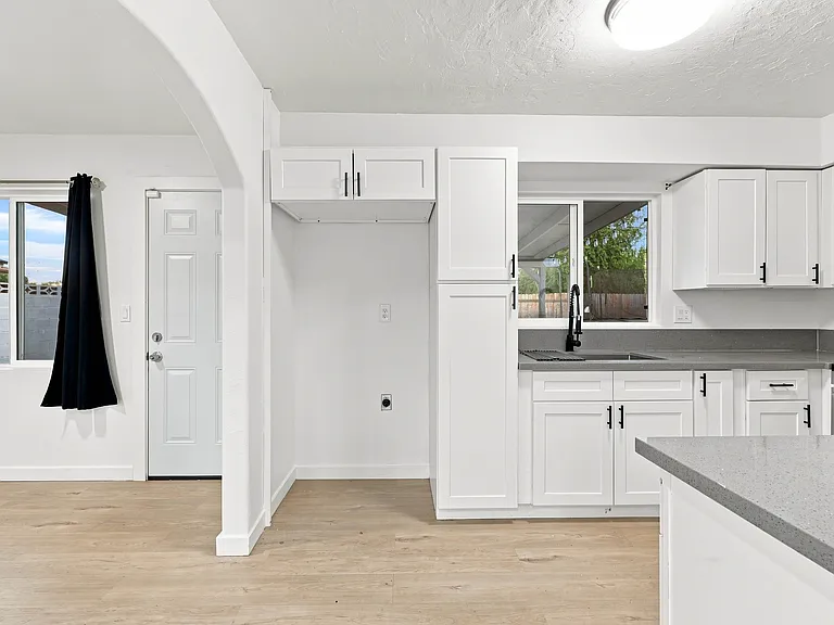 38466 Sumac Ave — Photo 14