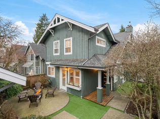 1645 Saint Andrews Ave, North Vancouver, BC V7L 4V7