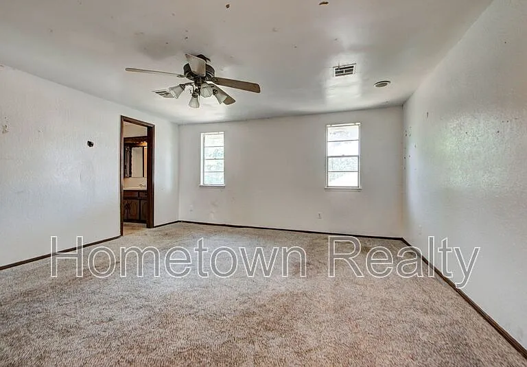 7301 Edenborough Dr — Photo 24