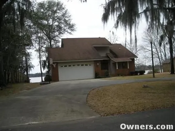 142 Lincoln Pinch Cir, Cordele, GA 31015