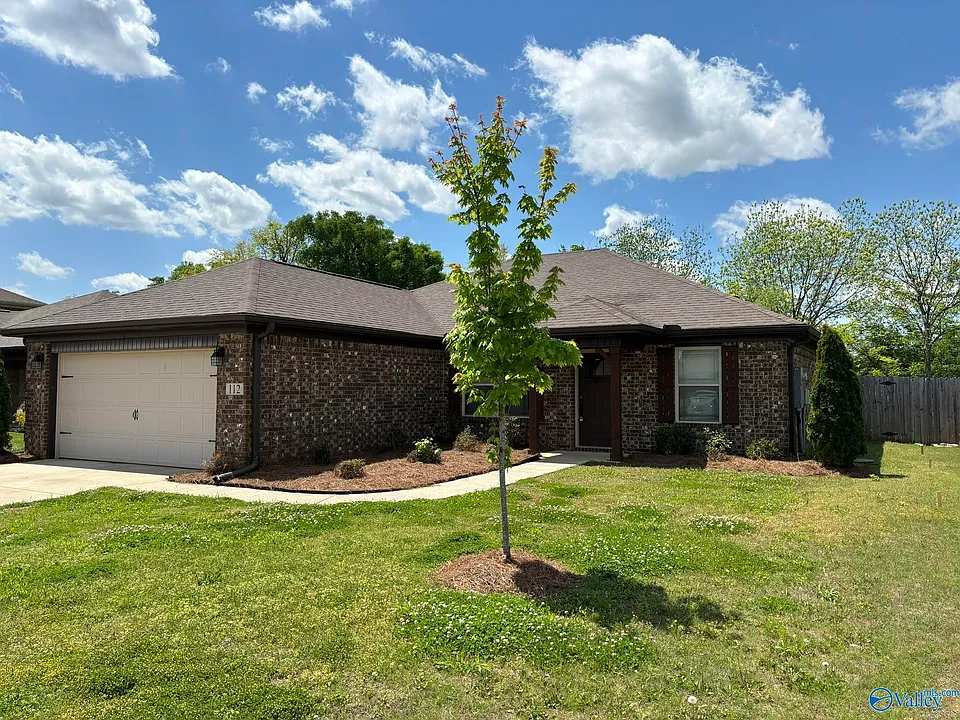 112 Beaver Brook Pl