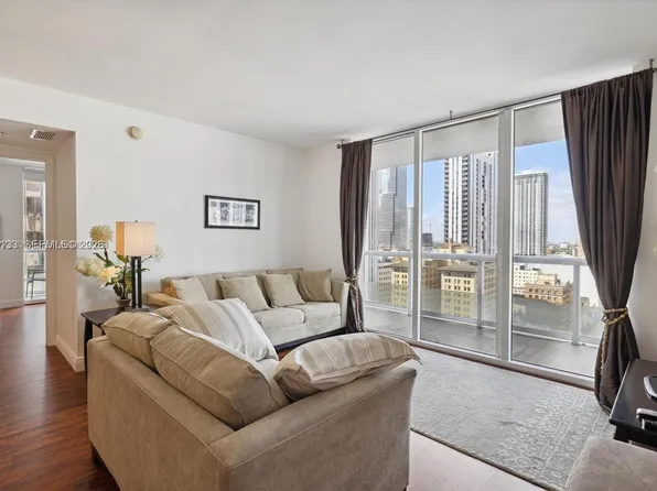 50 Biscayne Blvd APT 2111, Miami, FL 33132