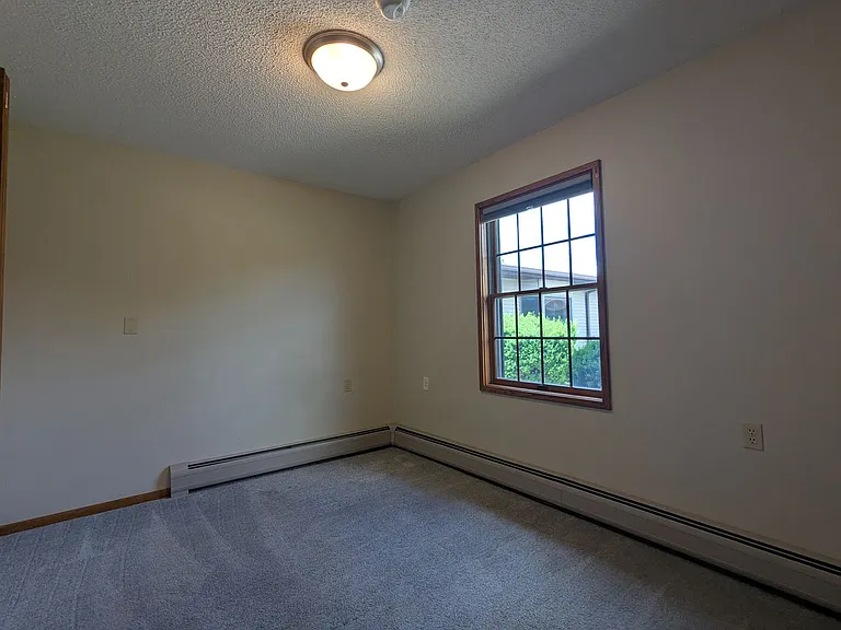 1100 Grove St — Photo 31