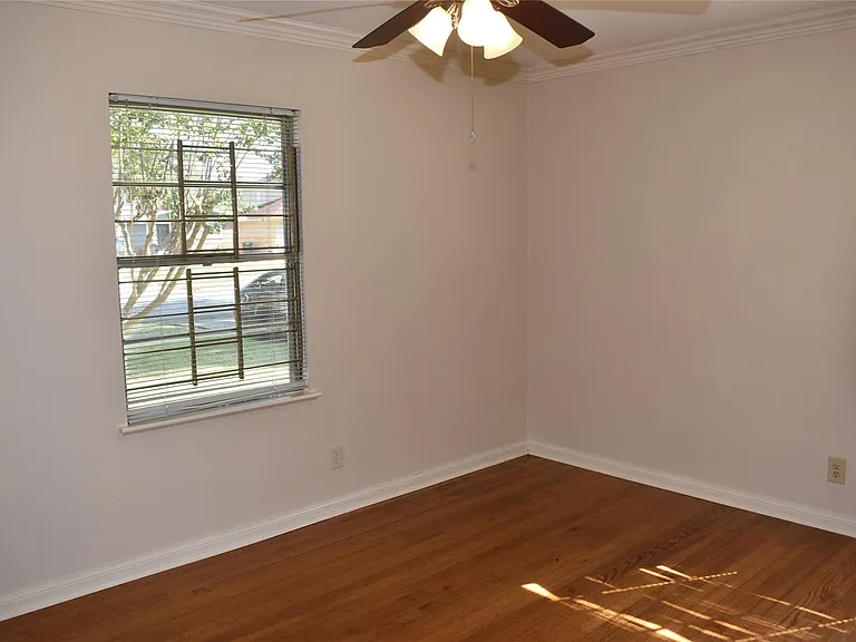 5911 Hornwood Dr — Photo 8