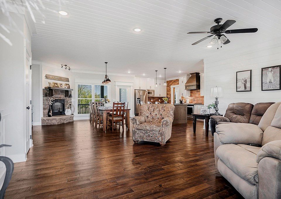22nd image of 3868 Burgess Falls Rd