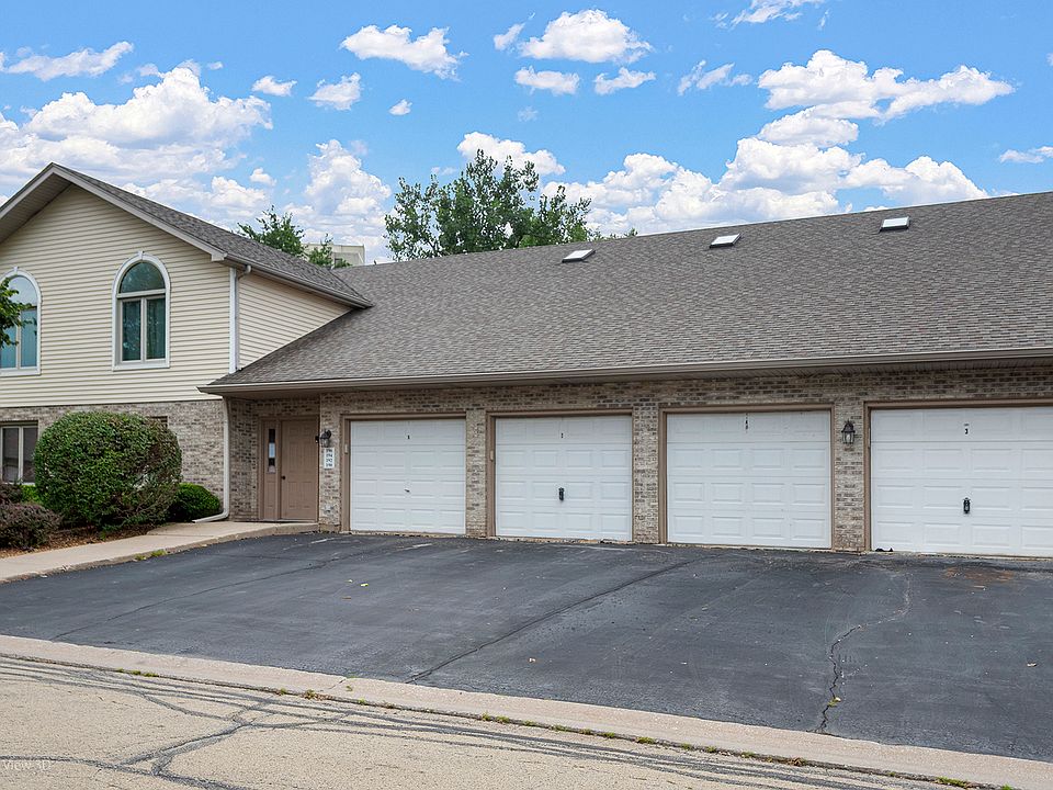 1st image of 196 Saenz Ln #D