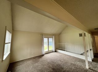 6063 Briarcliff Path APT B, Kalamazoo, MI 49009