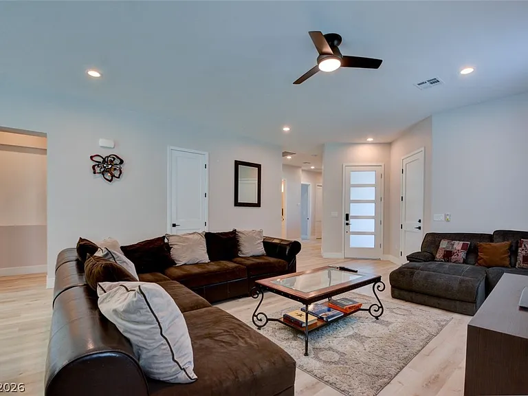 5534 Stormy Night Ct — Photo 7