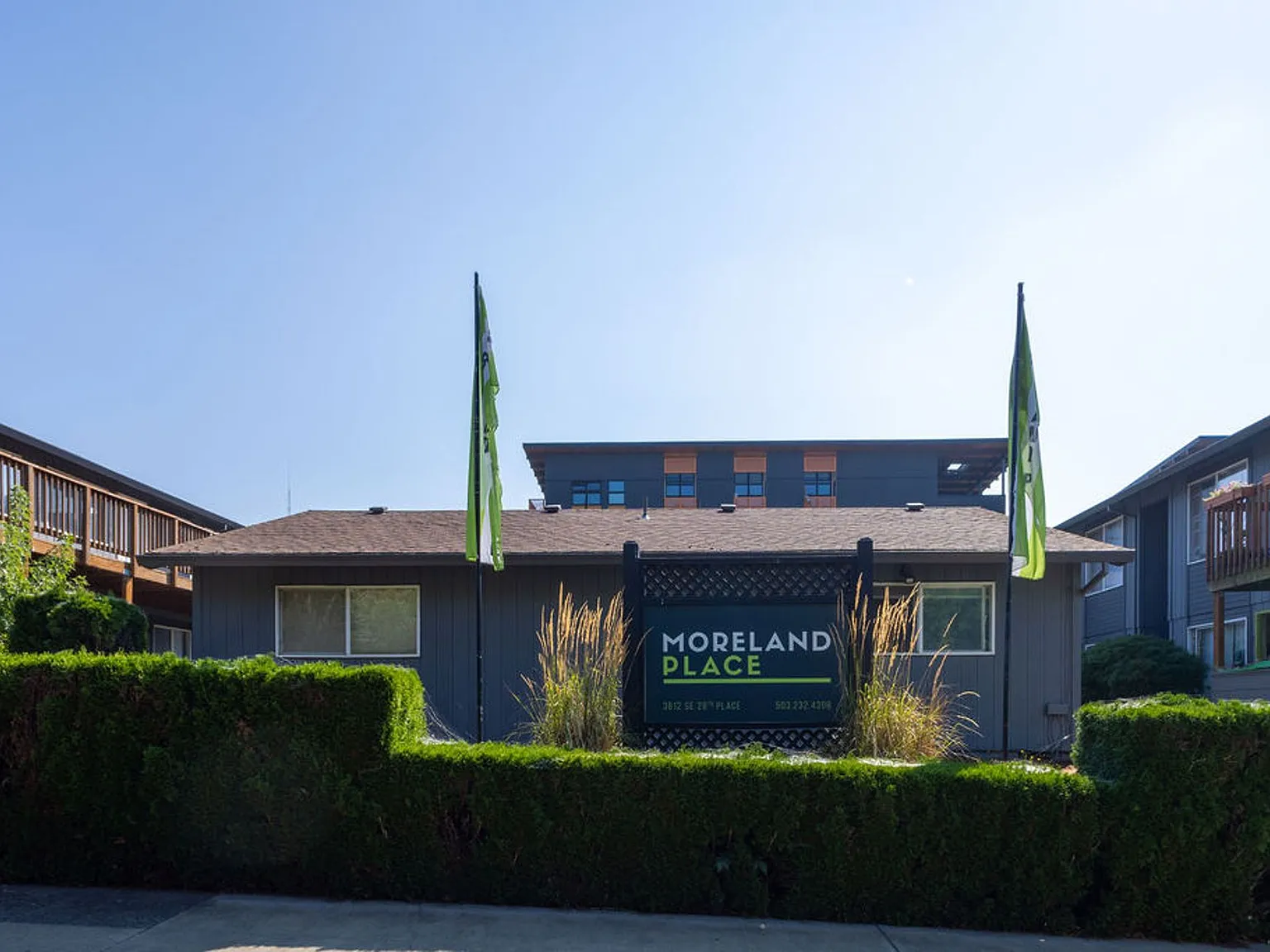 Moreland Place Apartments — Photo 2