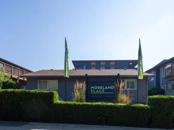 Moreland Place Apartments