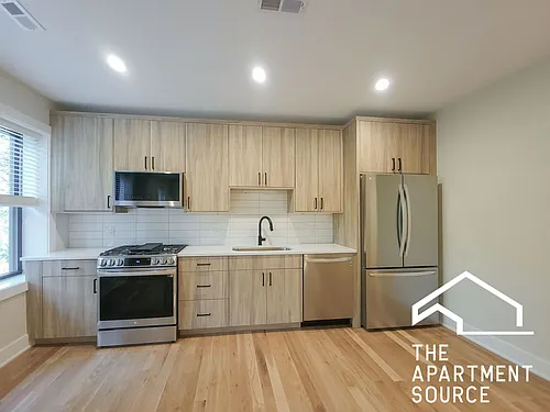2217 N Bissell St #2 Photo 1