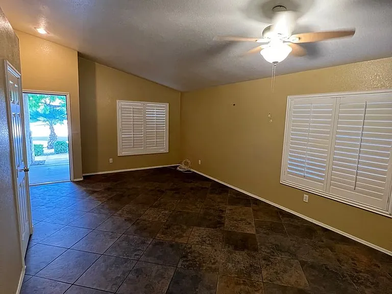 44 Tanglewood Dr — Photo 5