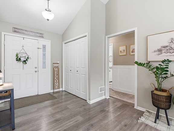 4th image of 40 Fern Rd
