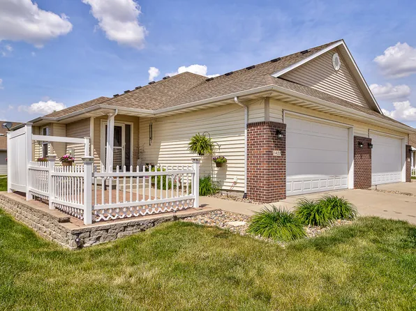 1429 Prairie Dr, Story City, IA 50248