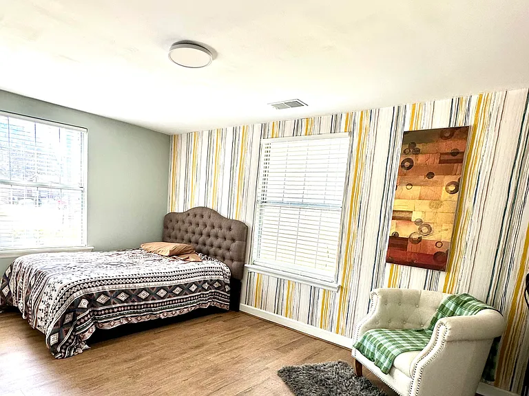 1532 W Robinhood Dr — Photo 4
