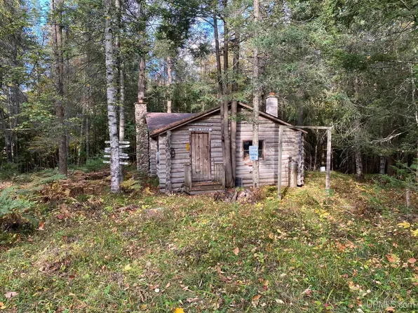 2926 Miller Rd, Florence, WI 54121