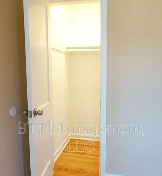 8802 Plymouth St #6 — Photo 10