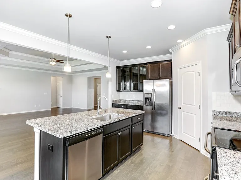 611 Willow Crest Ln SW — Photo 11