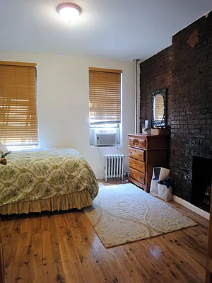 Rented by DSA Realty | media 19