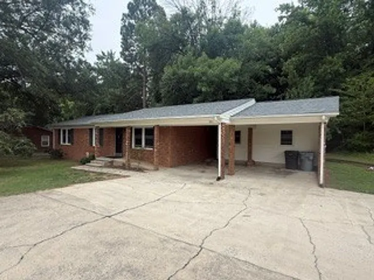 551 State Highway 42 N — Photo 1
