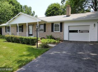 8015 Meadowview Dr, Frederick, MD 21702