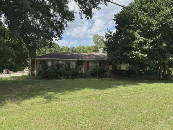 1161 Pike Ave, Phil Campbell, AL 35581