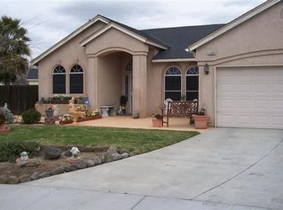 1388 Hawthorn St, Lemoore, CA 93245