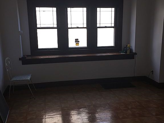 5th image of 309 N Denny St